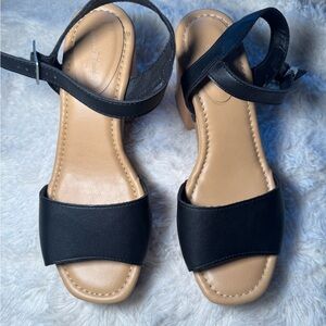 Universal Thread Black Strappy Heels size 8.5